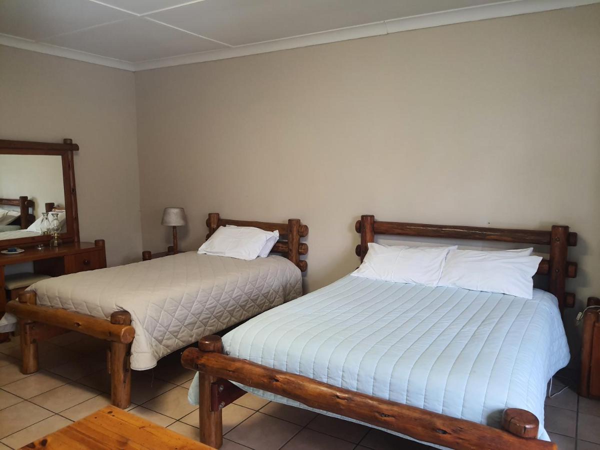 Lord Fraser Guest House Wepener Esterno foto